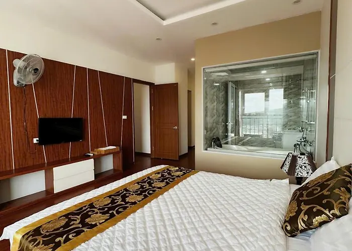Vip * Ha Long