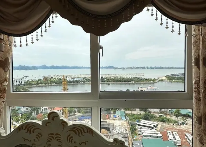 Apartment Vip Ha Long